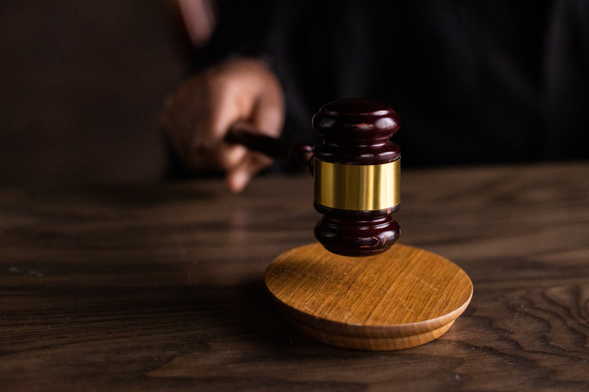 desahucio express okupas 2025 - Santamaría Baeza Abogados Alicante